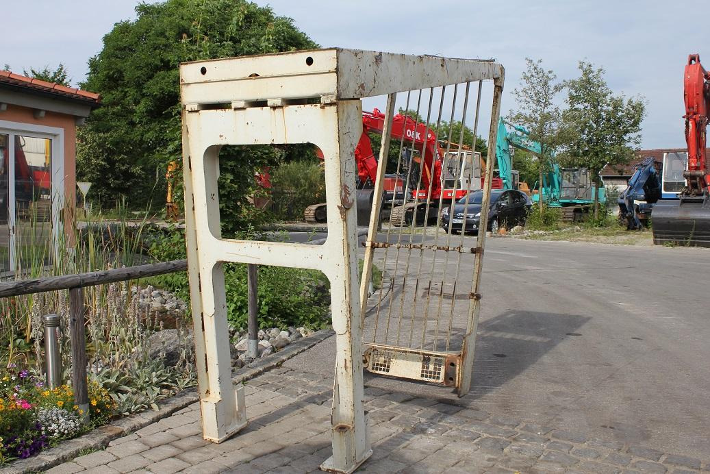 Liebherr R 974, R 964 - Caroserie și exterior pentru Utilaje constructii: Foto 2 Liebherr R 974, R 964 - Caroserie și exterior pentru Utilaje constructii: Foto 2