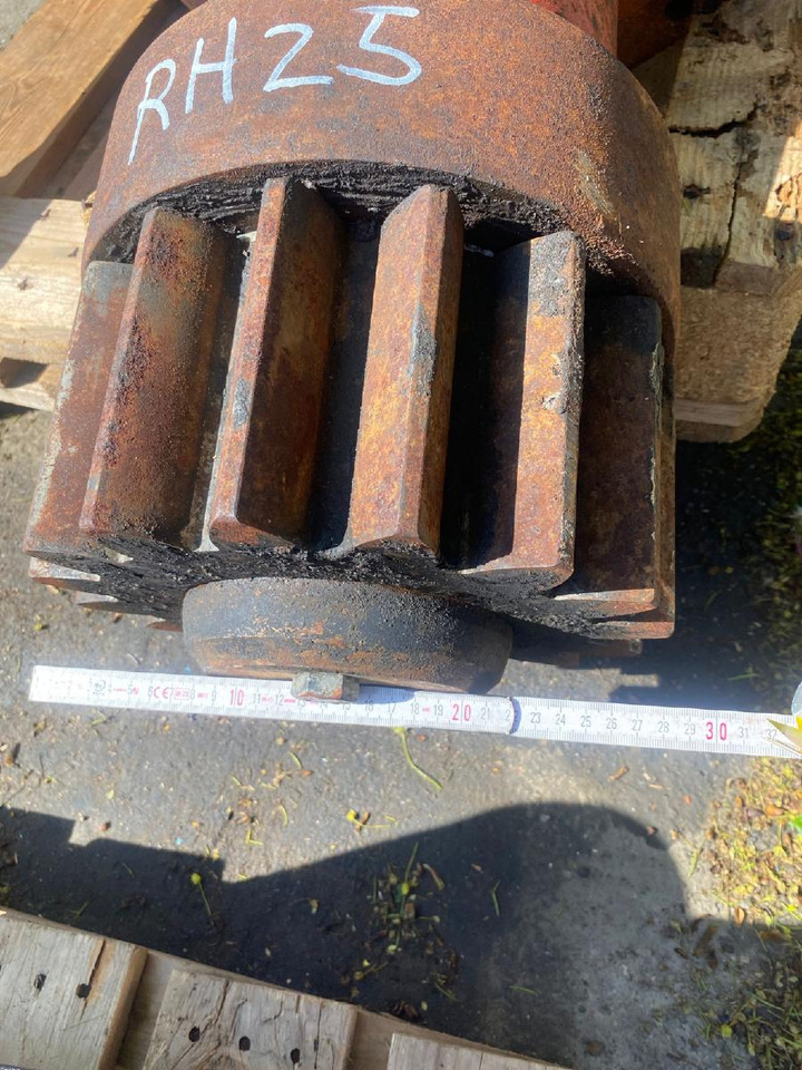 O&K RH 25 - Piese cale de rulare pentru Utilaje constructii: Foto 3 O&K RH 25 - Piese cale de rulare pentru Utilaje constructii: Foto 3