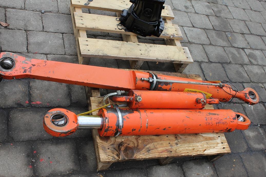 Schaeff SKL 831 - Cilindru hidraulic pentru Utilaje constructii: Foto 4 Schaeff SKL 831 - Cilindru hidraulic pentru Utilaje constructii: Foto 4