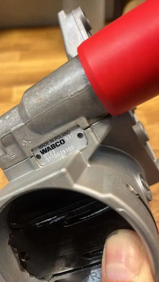 NOWY ZAWÓR PARKUJĄCO LUZUJĄCY WABCO 9710029100 - Supapă frână pentru Camion: Foto 2 NOWY ZAWÓR PARKUJĄCO LUZUJĄCY WABCO 9710029100 - Supapă frână pentru Camion: Foto 2