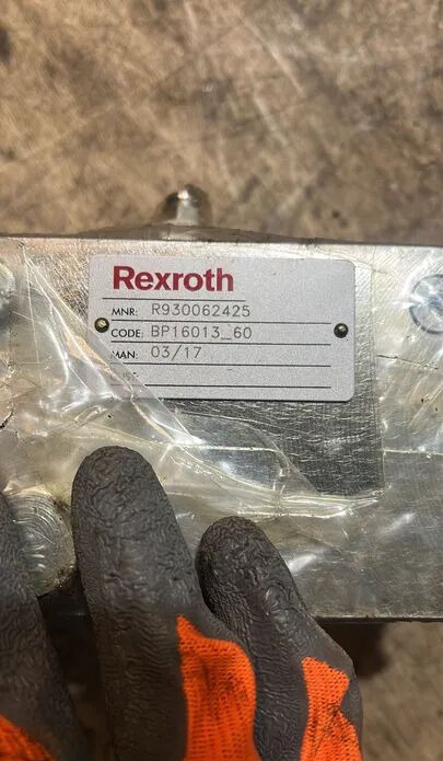 Rexroth Flow Divider R930062425 - Supapă frână pentru Camion: Foto 5 Rexroth Flow Divider R930062425 - Supapă frână pentru Camion: Foto 5