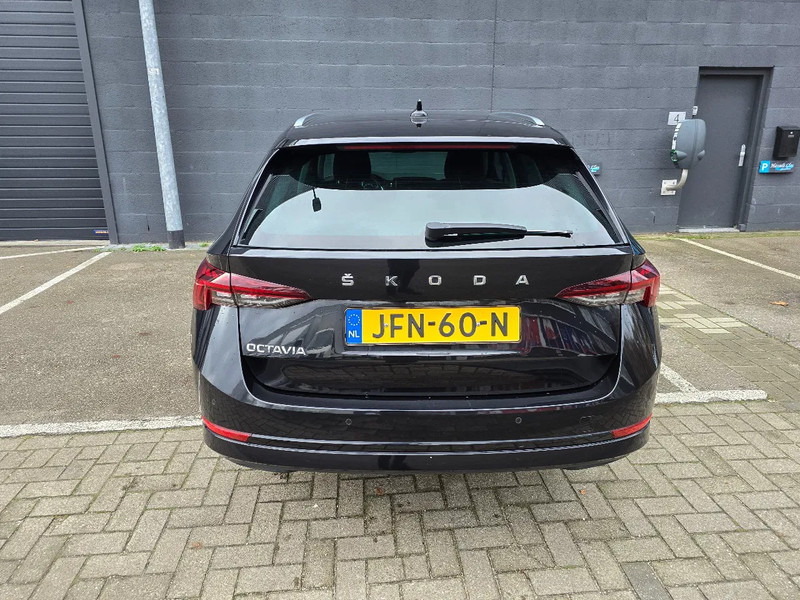 Škoda Octavia Combi 1.0 Benzine - Automobil: Foto 5 Škoda Octavia Combi 1.0 Benzine - Automobil: Foto 5
