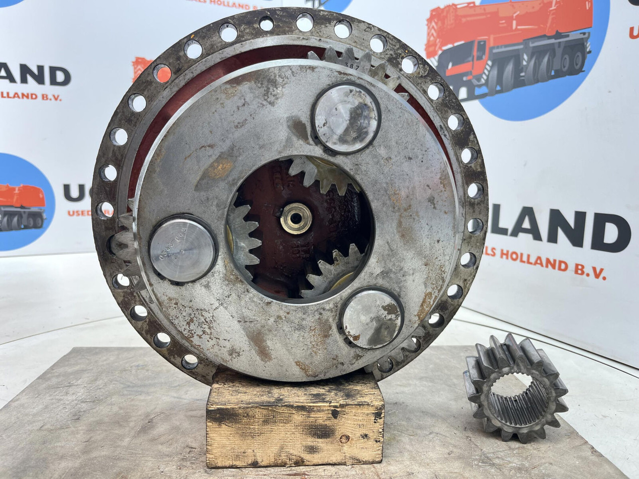 FAUN RTF 30 Planetary gear 15-23-63-36-3pl-H25-24 - Transmisie finală pentru Automacara: Foto 4 FAUN RTF 30 Planetary gear 15-23-63-36-3pl-H25-24 - Transmisie finală pentru Automacara: Foto 4