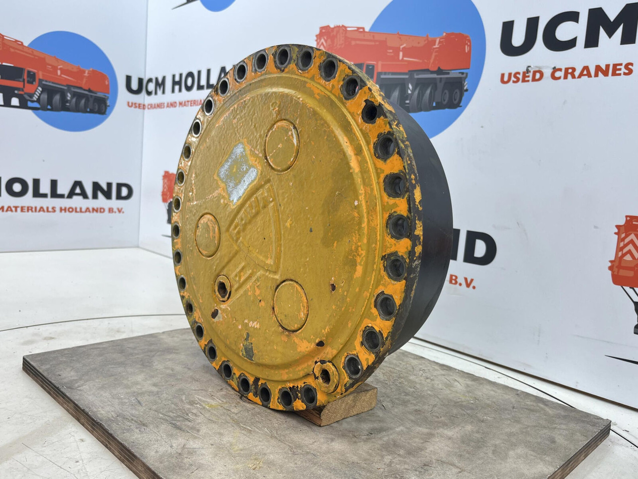 FAUN RTF 30 Planetary gear 15-23-63-36-3pl-H25-24 - Transmisie finală pentru Automacara: Foto 2 FAUN RTF 30 Planetary gear 15-23-63-36-3pl-H25-24 - Transmisie finală pentru Automacara: Foto 2