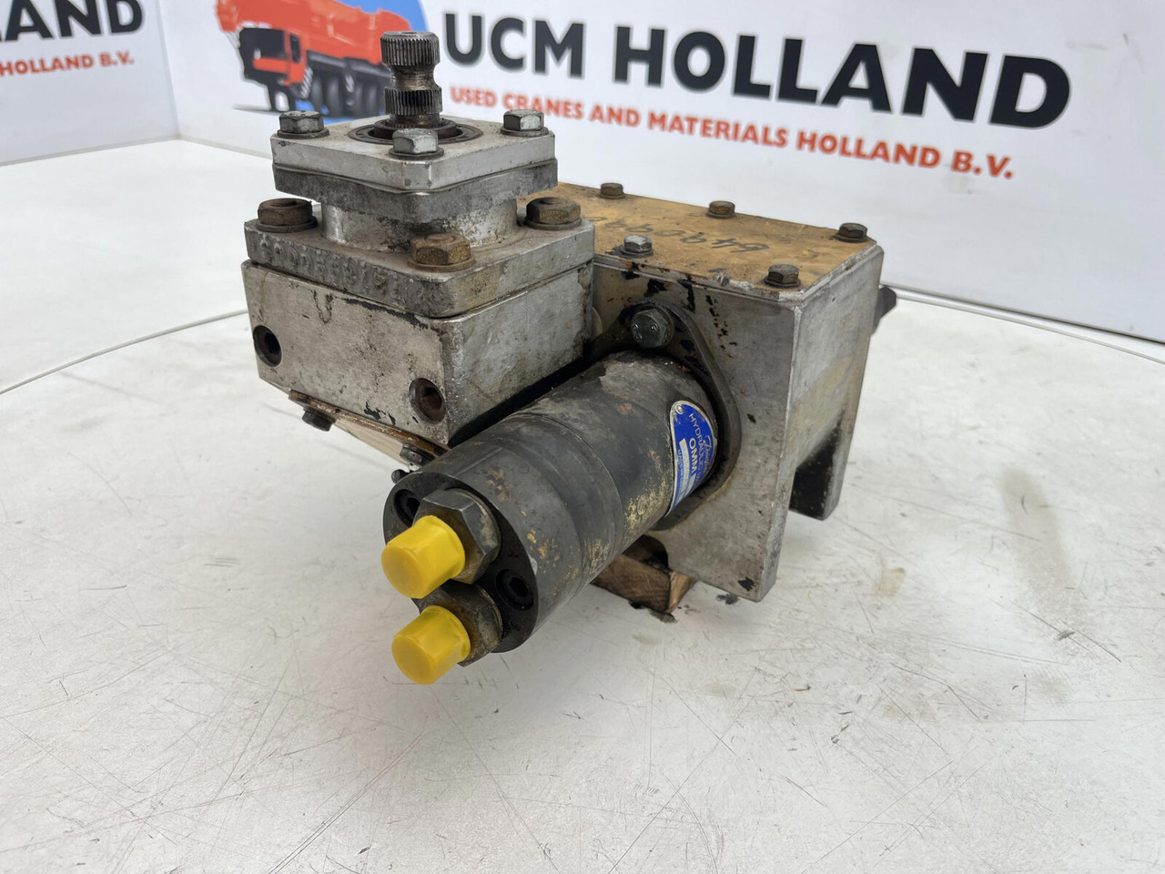 Grove AT 880 Steering box dual steer - Casetă de direcție pentru Automacara: Foto 2 Grove AT 880 Steering box dual steer - Casetă de direcție pentru Automacara: Foto 2