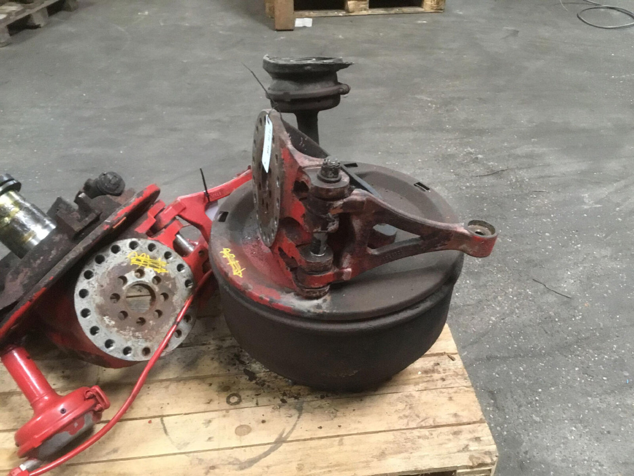 Grove GMK 5130-1 Megatrak axle house - Fuzeta pentru Automacara: Foto 3 Grove GMK 5130-1 Megatrak axle house - Fuzeta pentru Automacara: Foto 3