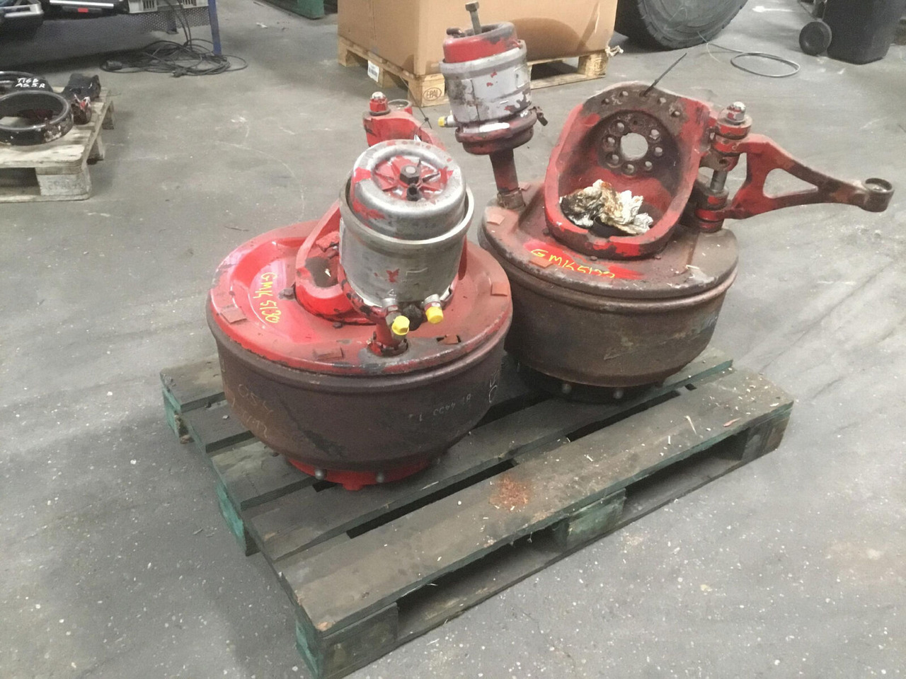 Grove GMK 5130-1 Megatrak axle house - Fuzeta pentru Automacara: Foto 2 Grove GMK 5130-1 Megatrak axle house - Fuzeta pentru Automacara: Foto 2