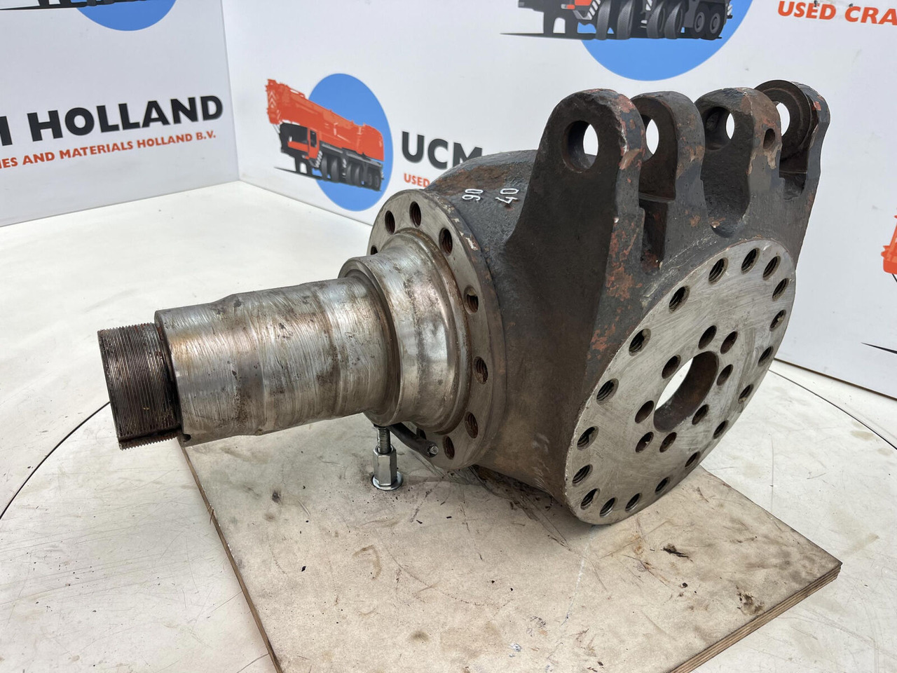 Grove GMK Steering knuckle 12 holes - Fuzeta pentru Automacara: Foto 1 Grove GMK Steering knuckle 12 holes - Fuzeta pentru Automacara: Foto 1