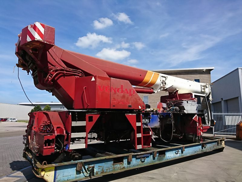 Liebherr LTM 1040-2.1 - Automacara: Foto 2 Liebherr LTM 1040-2.1 - Automacara: Foto 2