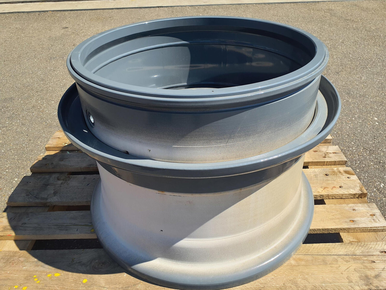 Liebherr Rim 525/80R25 10 21.5 3p - Jantă pentru Macara: Foto 4 Liebherr Rim 525/80R25 10 21.5 3p - Jantă pentru Macara: Foto 4