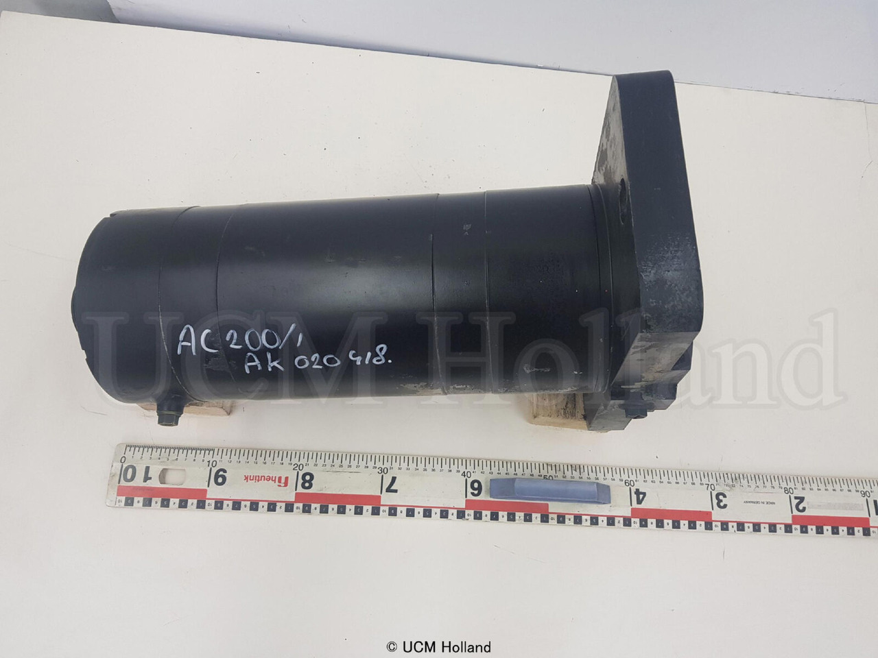Terex AC 200/1 counterweight lift cylinder - Cilindru hidraulic pentru Automacara: Foto 1 Terex AC 200/1 counterweight lift cylinder - Cilindru hidraulic pentru Automacara: Foto 1