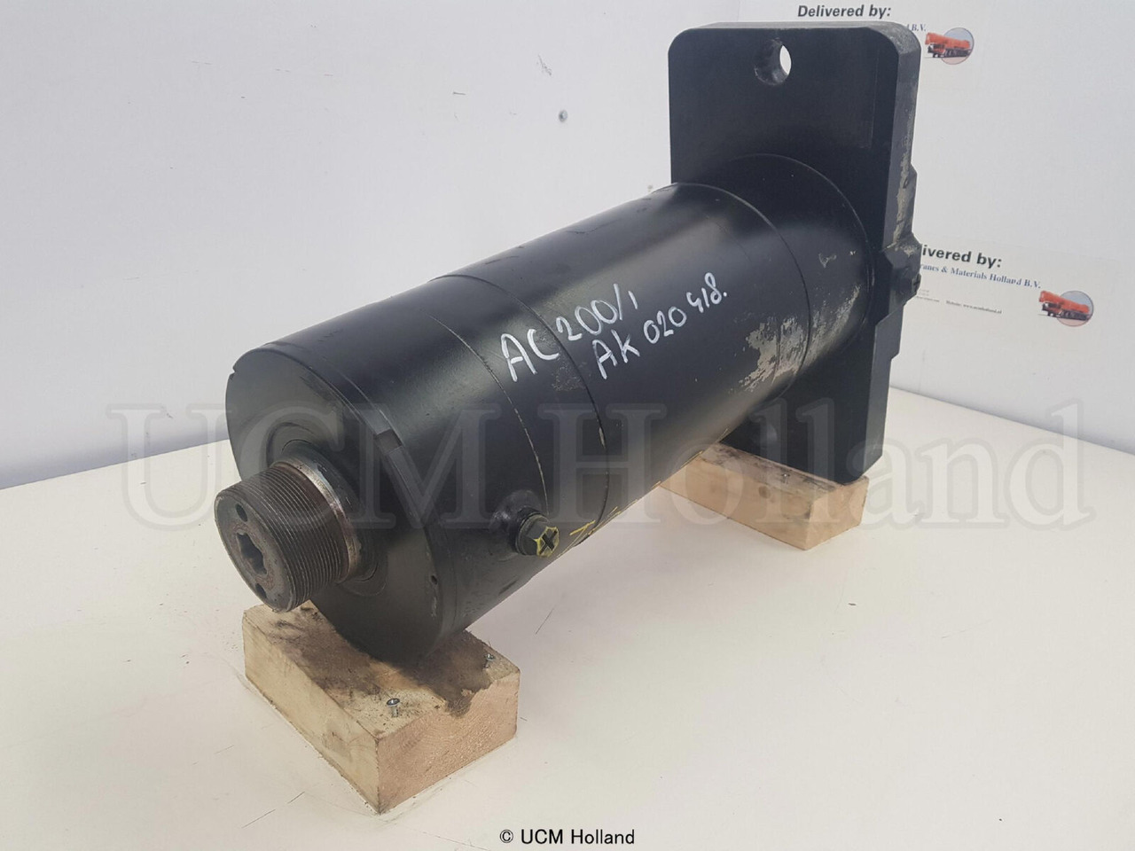 Terex AC 200/1 counterweight lift cylinder - Cilindru hidraulic pentru Automacara: Foto 2 Terex AC 200/1 counterweight lift cylinder - Cilindru hidraulic pentru Automacara: Foto 2