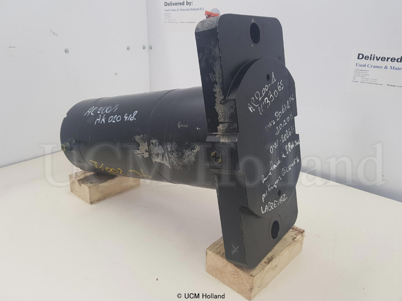 Terex AC 200/1 counterweight lift cylinder - Cilindru hidraulic pentru Automacara: Foto 3 Terex AC 200/1 counterweight lift cylinder - Cilindru hidraulic pentru Automacara: Foto 3