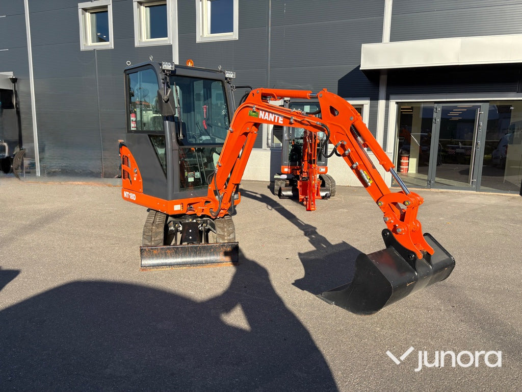 Minigrävare - Nante NT-18D, 1.8 ton, med hytt - Mini excavator: Foto 1 Minigrävare - Nante NT-18D, 1.8 ton, med hytt - Mini excavator: Foto 1