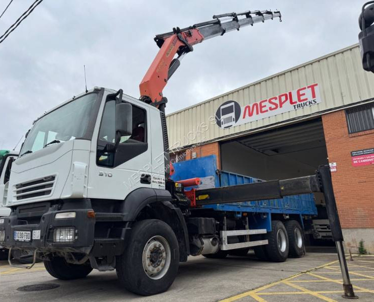 Iveco Trakker 310 - Camion platformă: Foto 1 Iveco Trakker 310 - Camion platformă: Foto 1