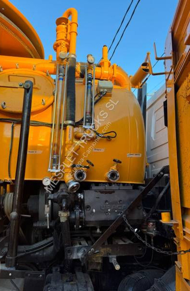 Mercedes Actros 2544 - Maşină pentru vidanjări: Foto 3 Mercedes Actros 2544 - Maşină pentru vidanjări: Foto 3