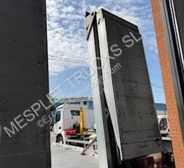 Camion platformă Mercedes Arocs 2648: Foto 9 Camion platformă Mercedes Arocs 2648: Foto 9