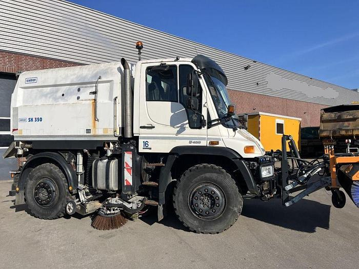Mercedes-Benz Unimog U400 U400 4 x 2 / Schmidt SK350 sweeper - Măturătoare stradală: Foto 1 Mercedes-Benz Unimog U400 U400 4 x 2 / Schmidt SK350 sweeper - Măturătoare stradală: Foto 1