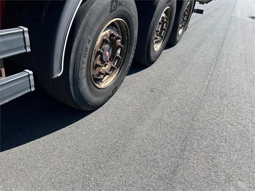 Semiremorcă prelată Kel-Berg D100V 13,6 mtr gardin - lodretstående lift: Foto 9