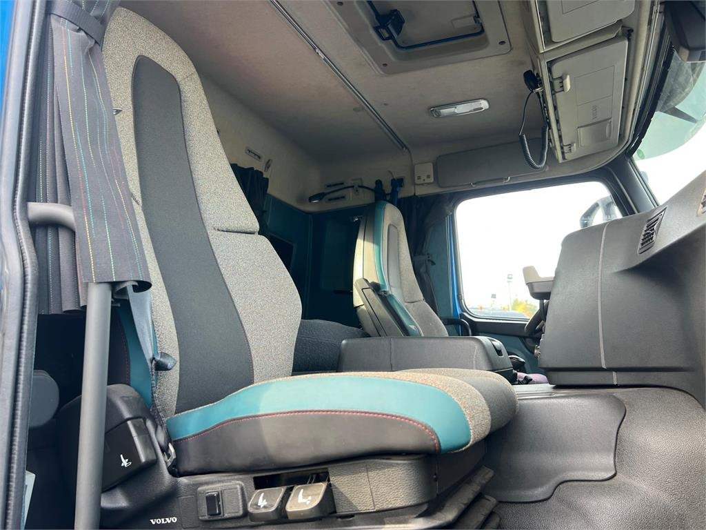 Volvo FM450 - Camion cu cârlig: Foto 5 Volvo FM450 - Camion cu cârlig: Foto 5