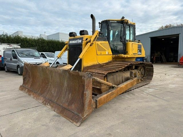 Komatsu D65PX-15. Fahrwerk 80%. Blatt 4.00m. ZSA. Klima. - Buldozer: Foto 2 Komatsu D65PX-15. Fahrwerk 80%. Blatt 4.00m. ZSA. Klima. - Buldozer: Foto 2