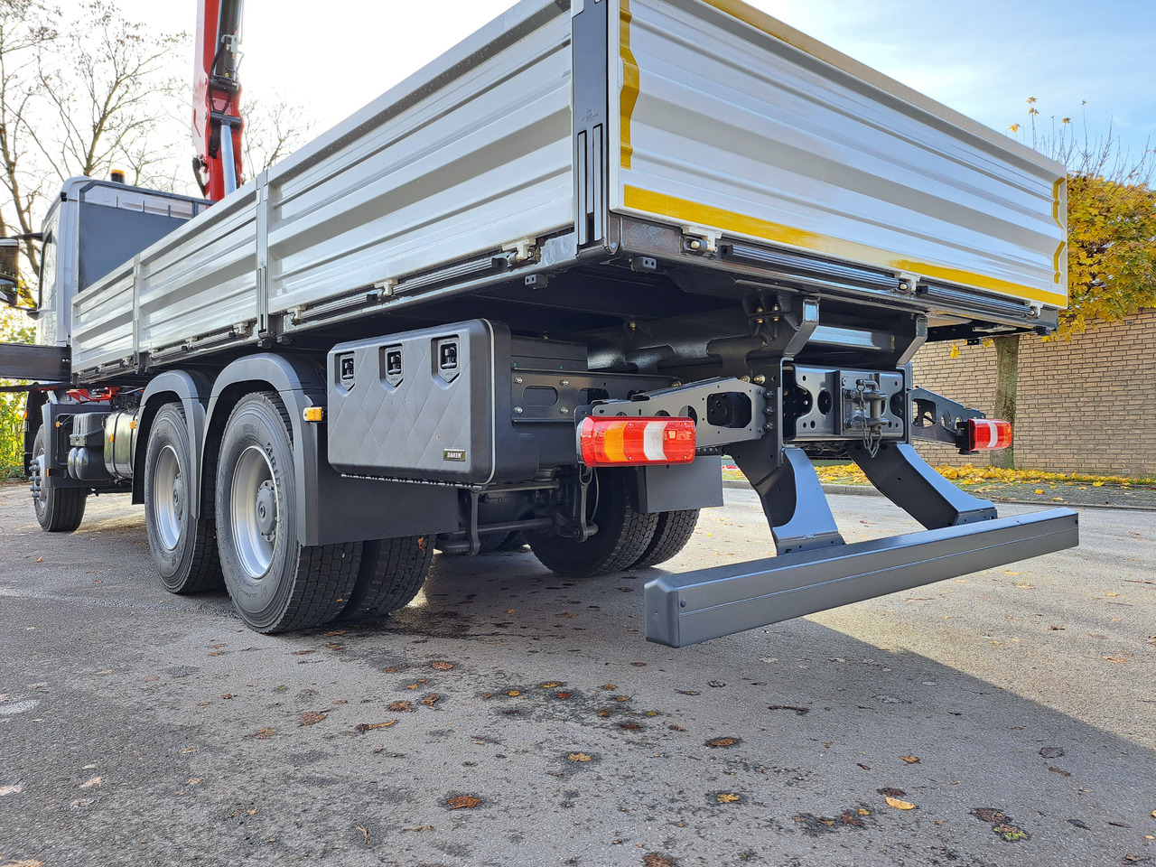 MERCEDES-BENZ AROCS 3340 CRANE FASSI F245 FLATBED TWISTLOCK EURO 3 - Camion platformă, Camion cu macara: Foto 4 MERCEDES-BENZ AROCS 3340 CRANE FASSI F245 FLATBED TWISTLOCK EURO 3 - Camion platformă, Camion cu macara: Foto 4