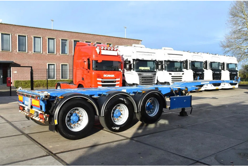 D-Tec FT-43-03V - DAMAGED - ALL CONNECTIONS - 3 x EXTENDABLE - LIFT AXLE - BPW AXLES - DRUM BRAKES - - Semiremorcă transport containere/ Swap body: Foto 3 D-Tec FT-43-03V - DAMAGED - ALL CONNECTIONS - 3 x EXTENDABLE - LIFT AXLE - BPW AXLES - DRUM BRAKES - - Semiremorcă transport containere/ Swap body: Foto 3