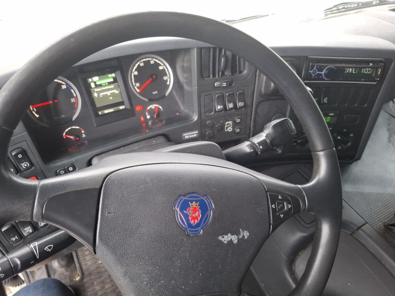 SCANIA P 250 DB4x2MLA - Camion şasiu: Foto 4 SCANIA P 250 DB4x2MLA - Camion şasiu: Foto 4