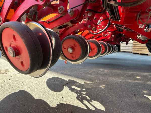 Grimme MATRIX 1200 - Semănătoare: Foto 4 Grimme MATRIX 1200 - Semănătoare: Foto 4