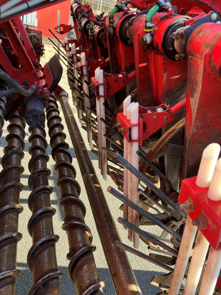 Maşină pentru prelucrarea solului Grimme REXOR 630 Rüttelschar Multiwelle: Foto 36