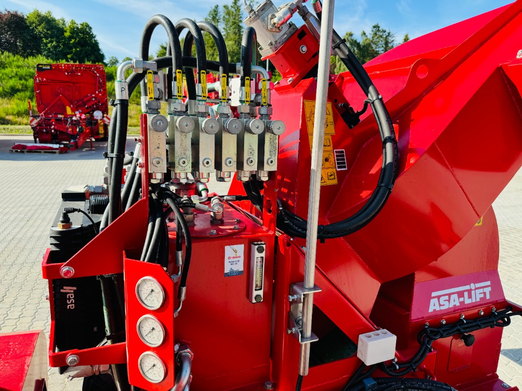 ASA-Lift GB-1000 - Combina de recoltat struguri: Foto 4 ASA-Lift GB-1000 - Combina de recoltat struguri: Foto 4