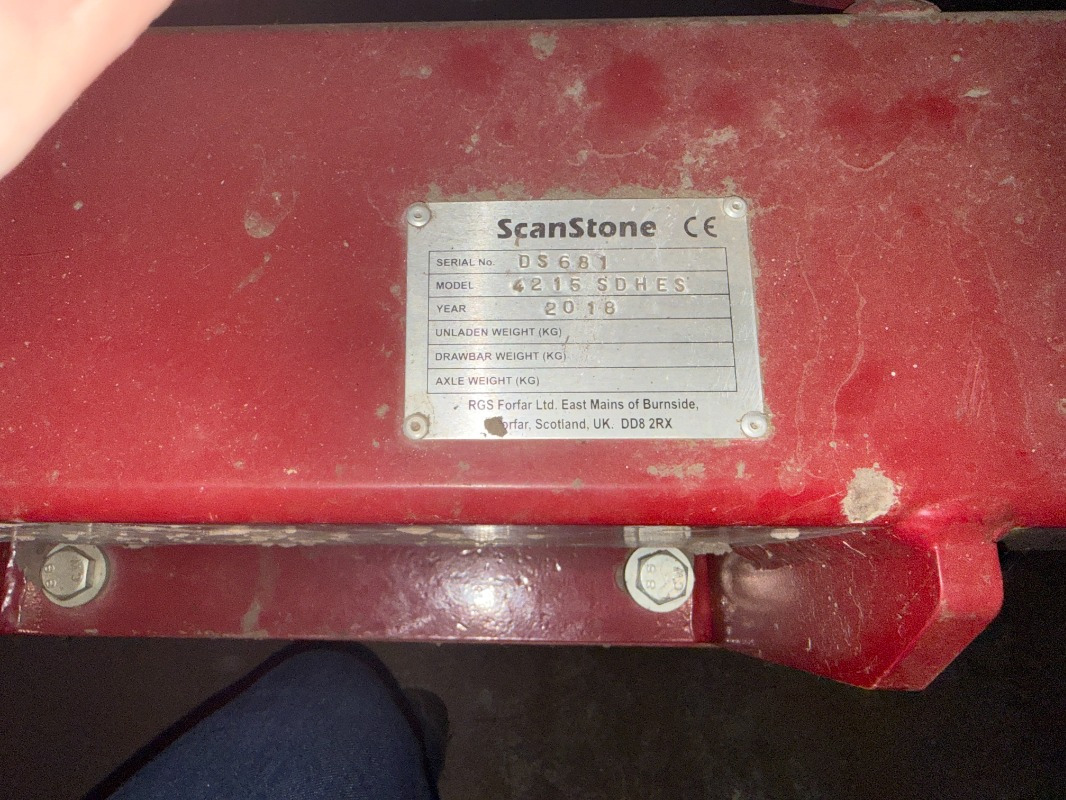 Scanstone ScanStone 4215 SDH-ES - Combină de recoltat cartofi: Foto 2 Scanstone ScanStone 4215 SDH-ES - Combină de recoltat cartofi: Foto 2