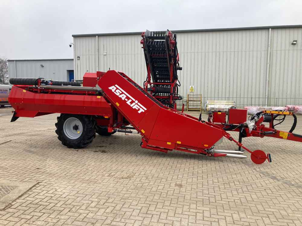 ASA-Lift ASA Lift TC1010E Single Row Trailed Cabbage Harvester - Combina de recoltat struguri: Foto 1 ASA-Lift ASA Lift TC1010E Single Row Trailed Cabbage Harvester - Combina de recoltat struguri: Foto 1