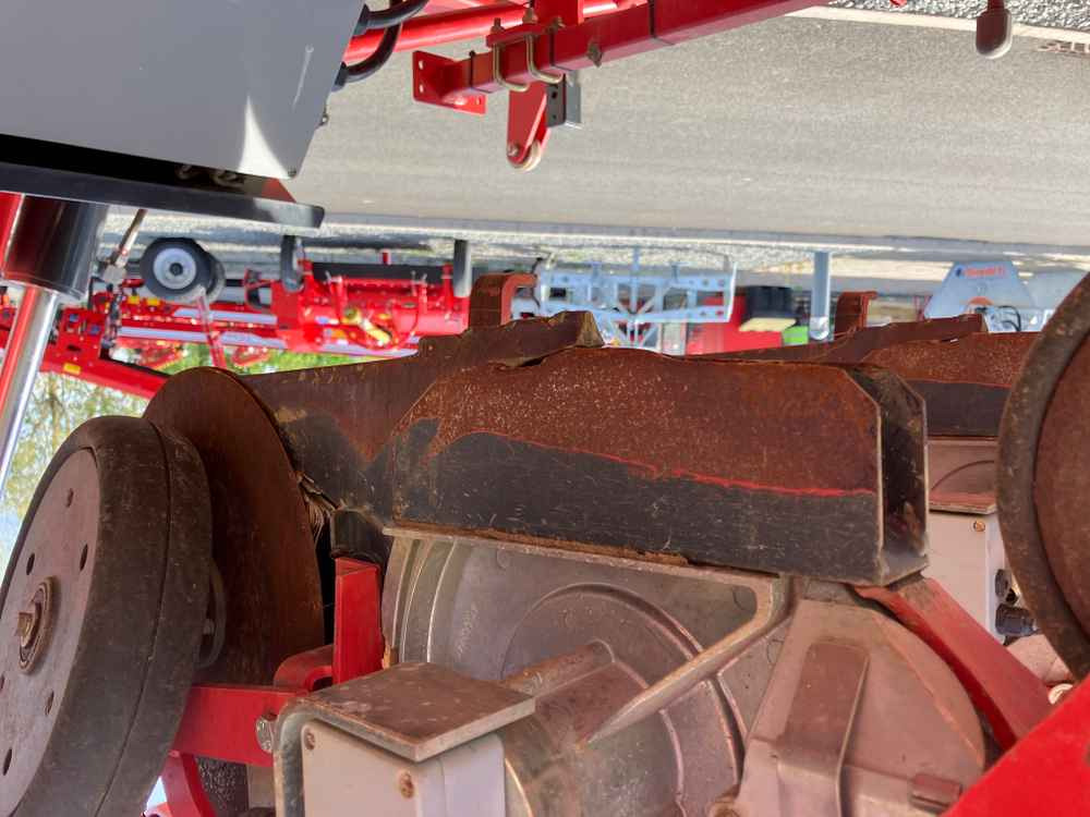 Kverneland Kverneland Monopill, 18 Row, Sugarbeet Drill - Semănătoare: Foto 3 Kverneland Kverneland Monopill, 18 Row, Sugarbeet Drill - Semănătoare: Foto 3