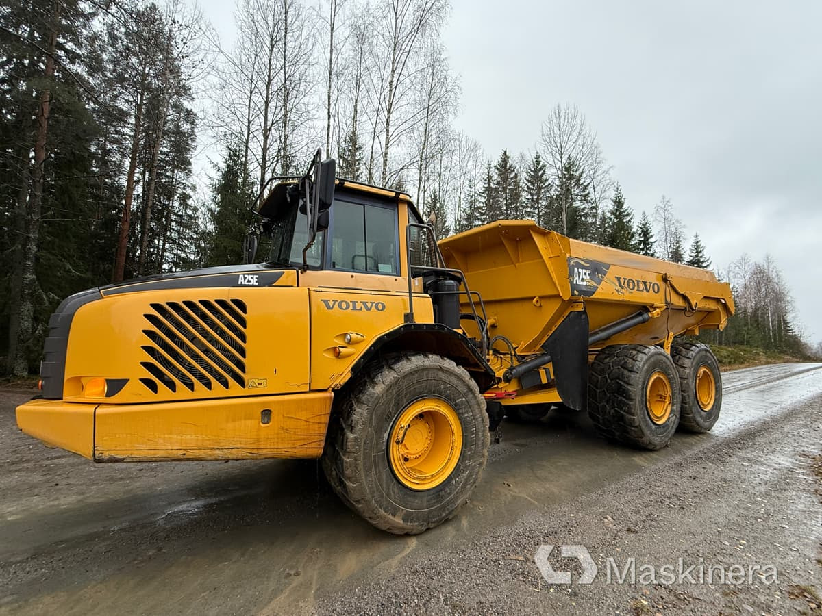 Dumper Volvo A25E 6x6 - Camion articulat: Foto 2 Dumper Volvo A25E 6x6 - Camion articulat: Foto 2