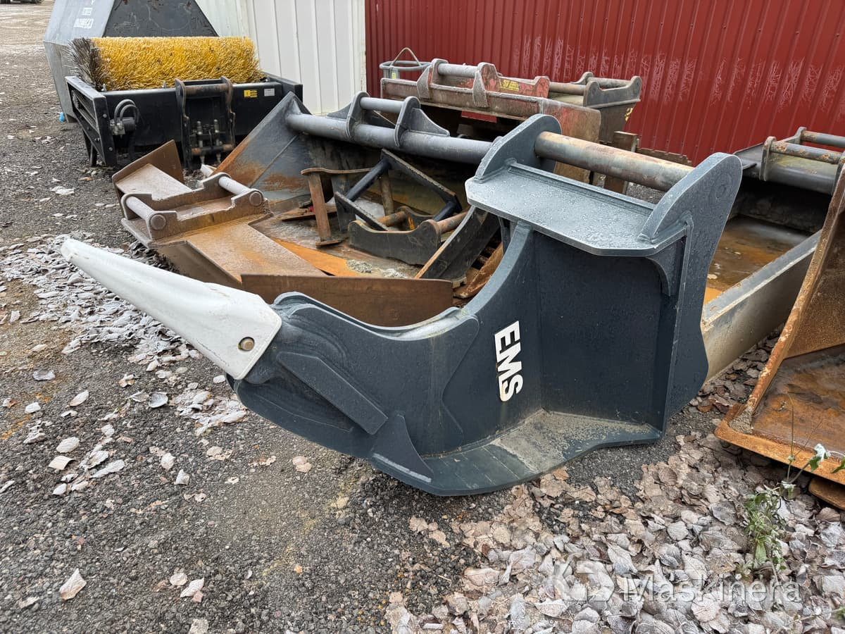 EMS Tjälrivare T35HD Tjälkrok EMS S80 - Dinte scarificator: Foto 1 EMS Tjälrivare T35HD Tjälkrok EMS S80 - Dinte scarificator: Foto 1