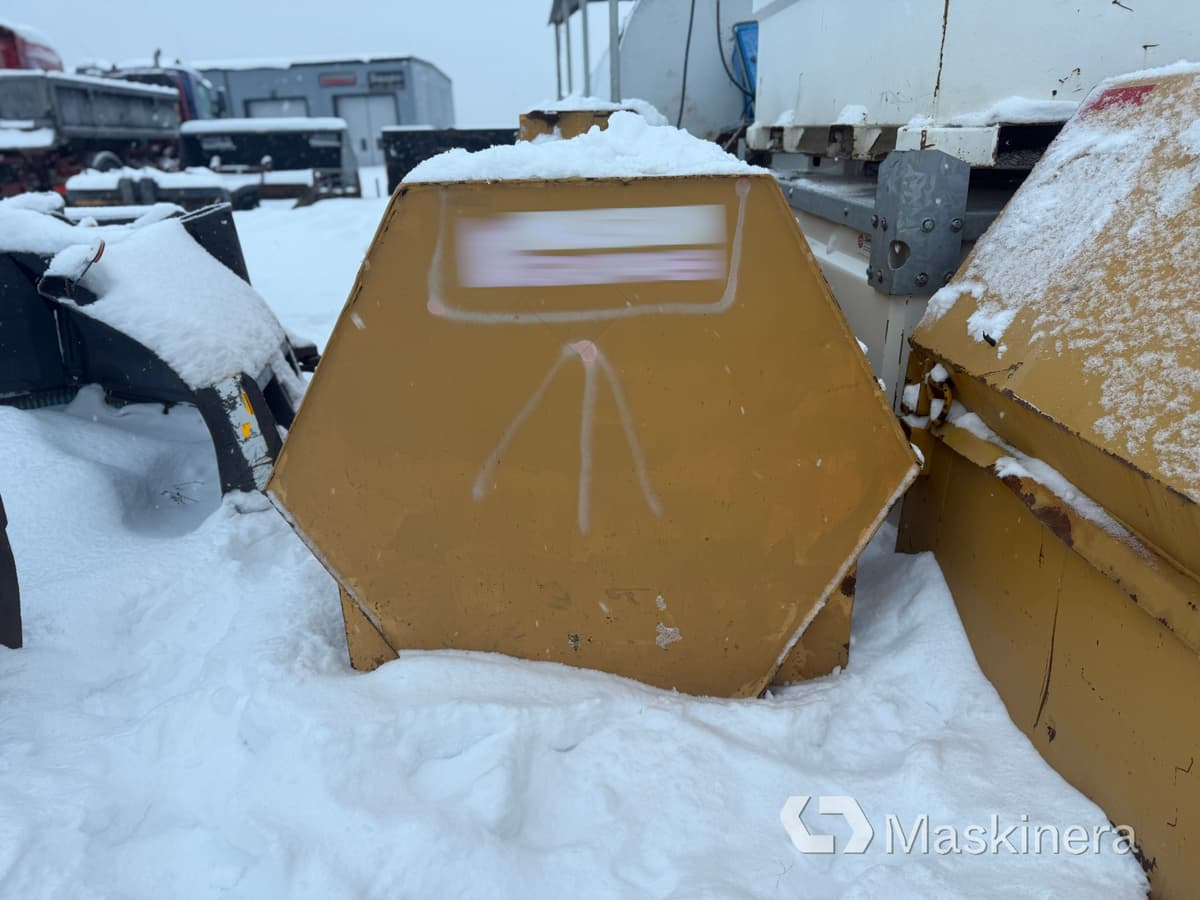 Färmartanken 31 A/Y Bränsletank Färmartanken 3000 liter - Rezervor de stocare: Foto 5 Färmartanken 31 A/Y Bränsletank Färmartanken 3000 liter - Rezervor de stocare: Foto 5