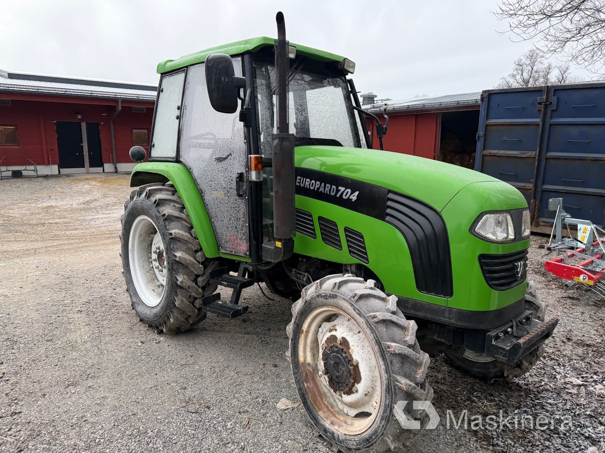 Foton Europard 704 Traktor Foton Europard 704 - Tractor agricol: Foto 2 Foton Europard 704 Traktor Foton Europard 704 - Tractor agricol: Foto 2
