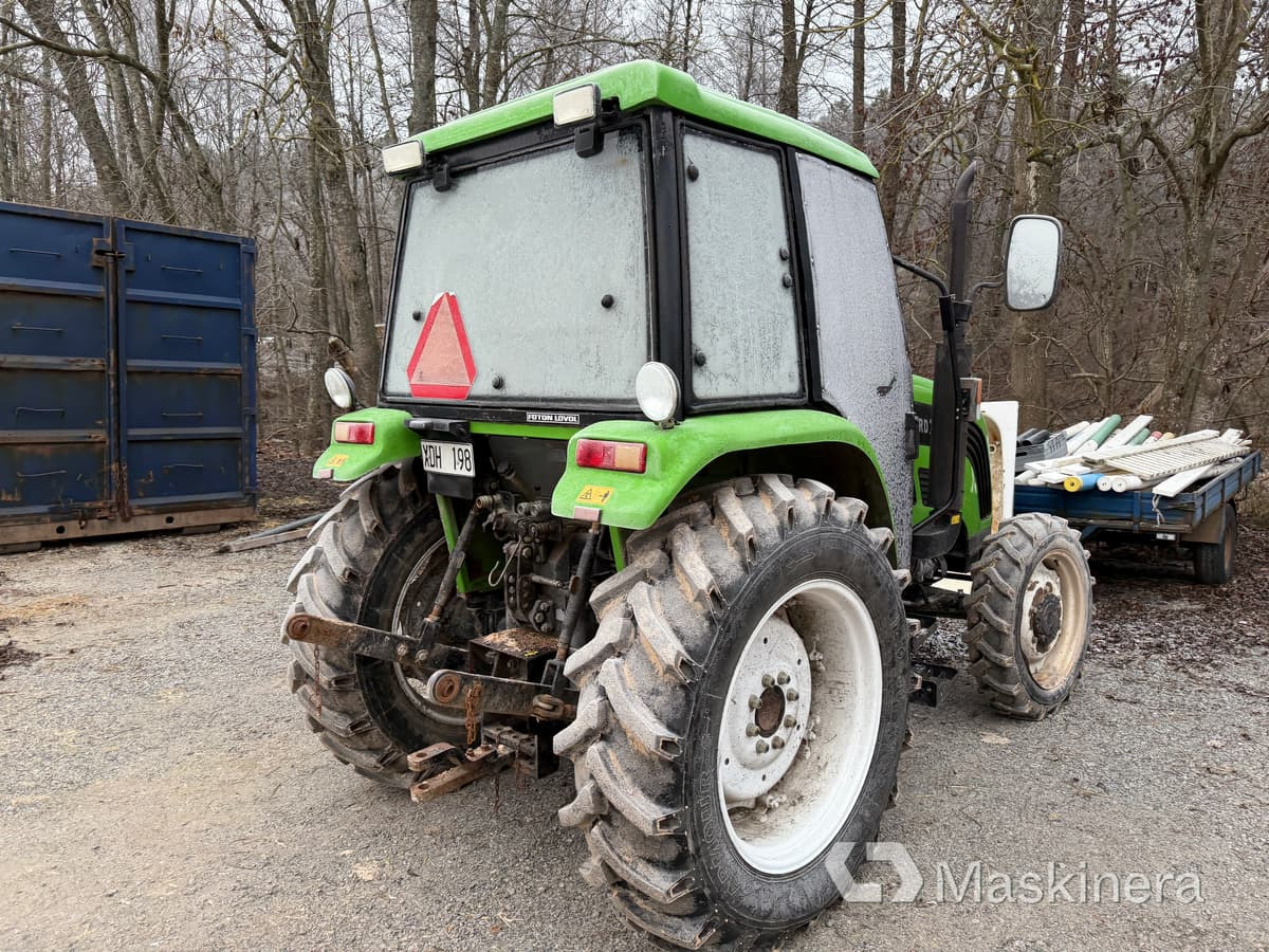 Foton Europard 704 Traktor Foton Europard 704 - Tractor agricol: Foto 4 Foton Europard 704 Traktor Foton Europard 704 - Tractor agricol: Foto 4