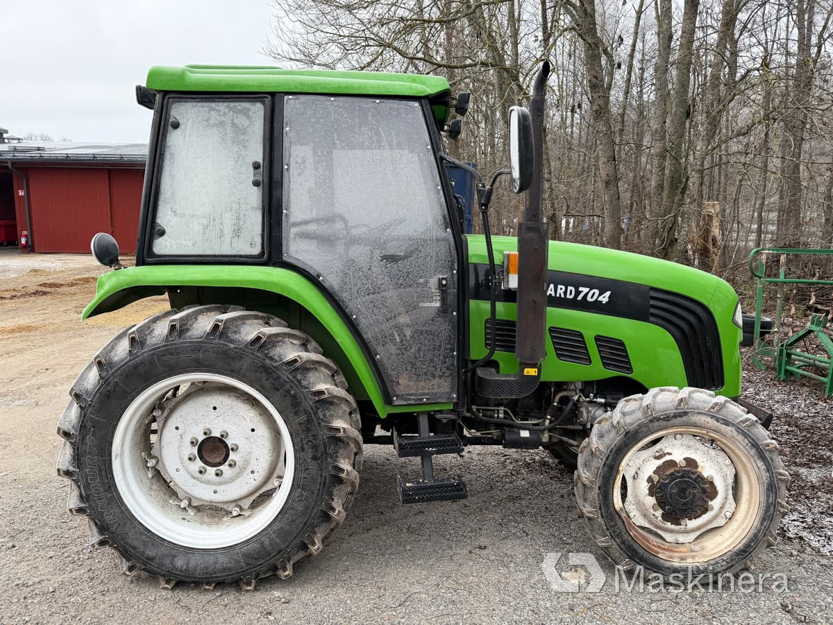Foton Europard 704 Traktor Foton Europard 704 - Tractor agricol: Foto 3 Foton Europard 704 Traktor Foton Europard 704 - Tractor agricol: Foto 3