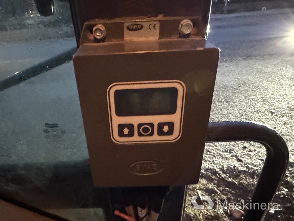 Excavator pe şenile Grävmaskin Doosan DX140LC: Foto 14 Excavator pe şenile Grävmaskin Doosan DX140LC: Foto 14