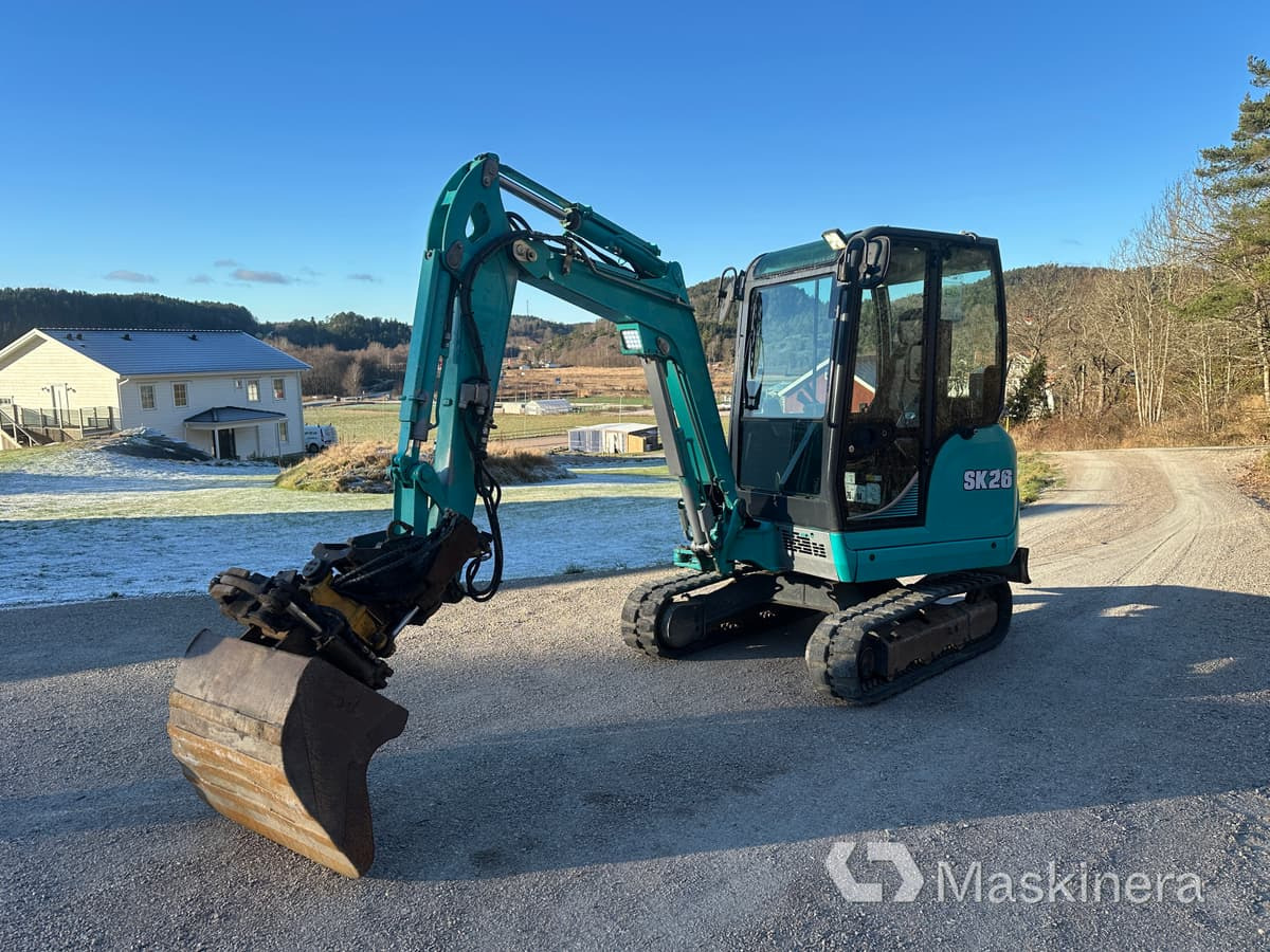 Grävmaskin Kobelco SK26 - Excavator pe şenile: Foto 1 Grävmaskin Kobelco SK26 - Excavator pe şenile: Foto 1
