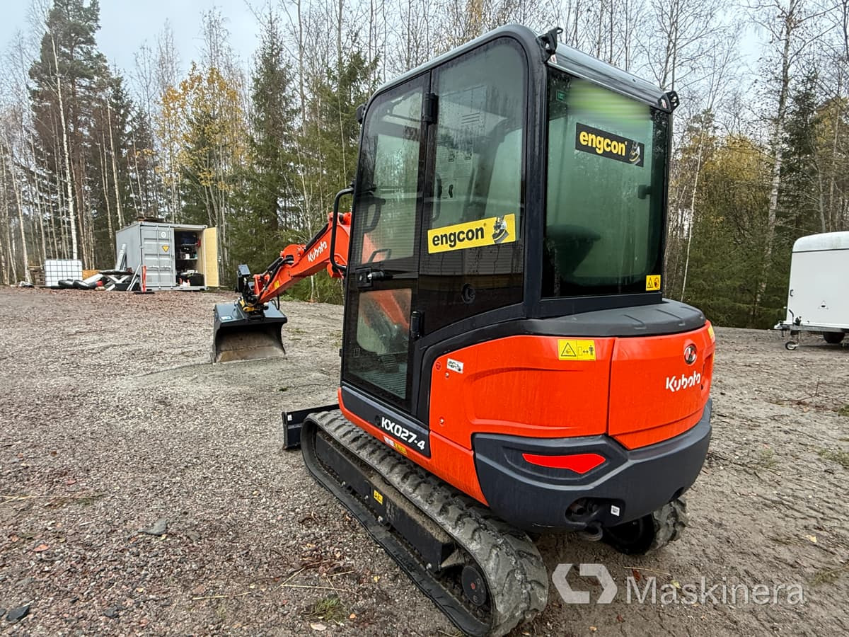 Grävmaskin Kubota KX027-4 med flera redskap - Excavator pe şenile: Foto 4 Grävmaskin Kubota KX027-4 med flera redskap - Excavator pe şenile: Foto 4