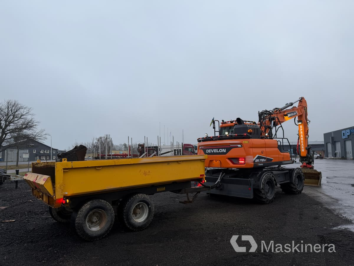 Hjulgrävare Develon DX170W-7 med tillbehör - Excavator pe şenile: Foto 5 Hjulgrävare Develon DX170W-7 med tillbehör - Excavator pe şenile: Foto 5