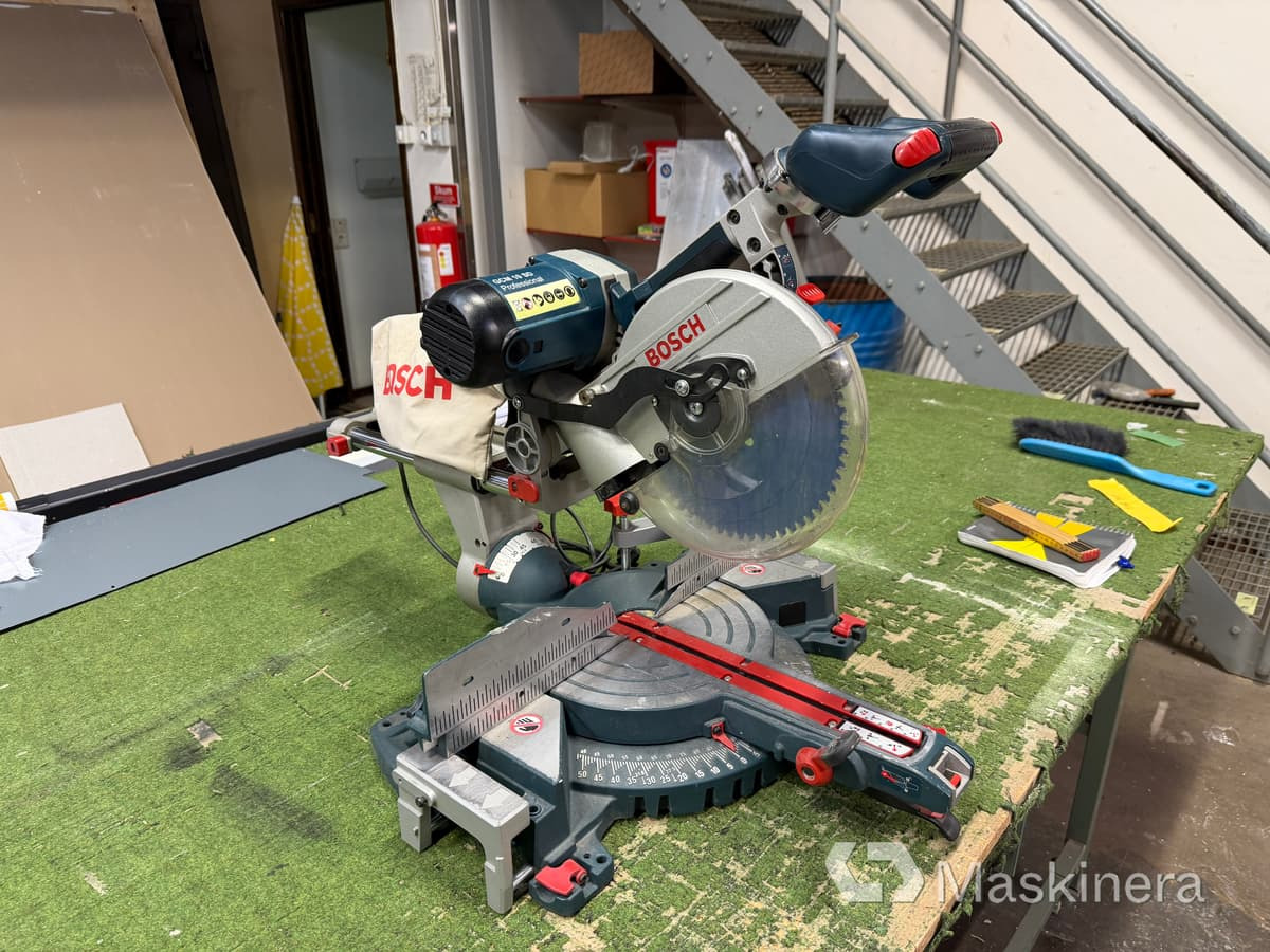 Kap & Gersåg Bosch GCM 10 SD - Echipamente de constructii: Foto 1 Kap & Gersåg Bosch GCM 10 SD - Echipamente de constructii: Foto 1