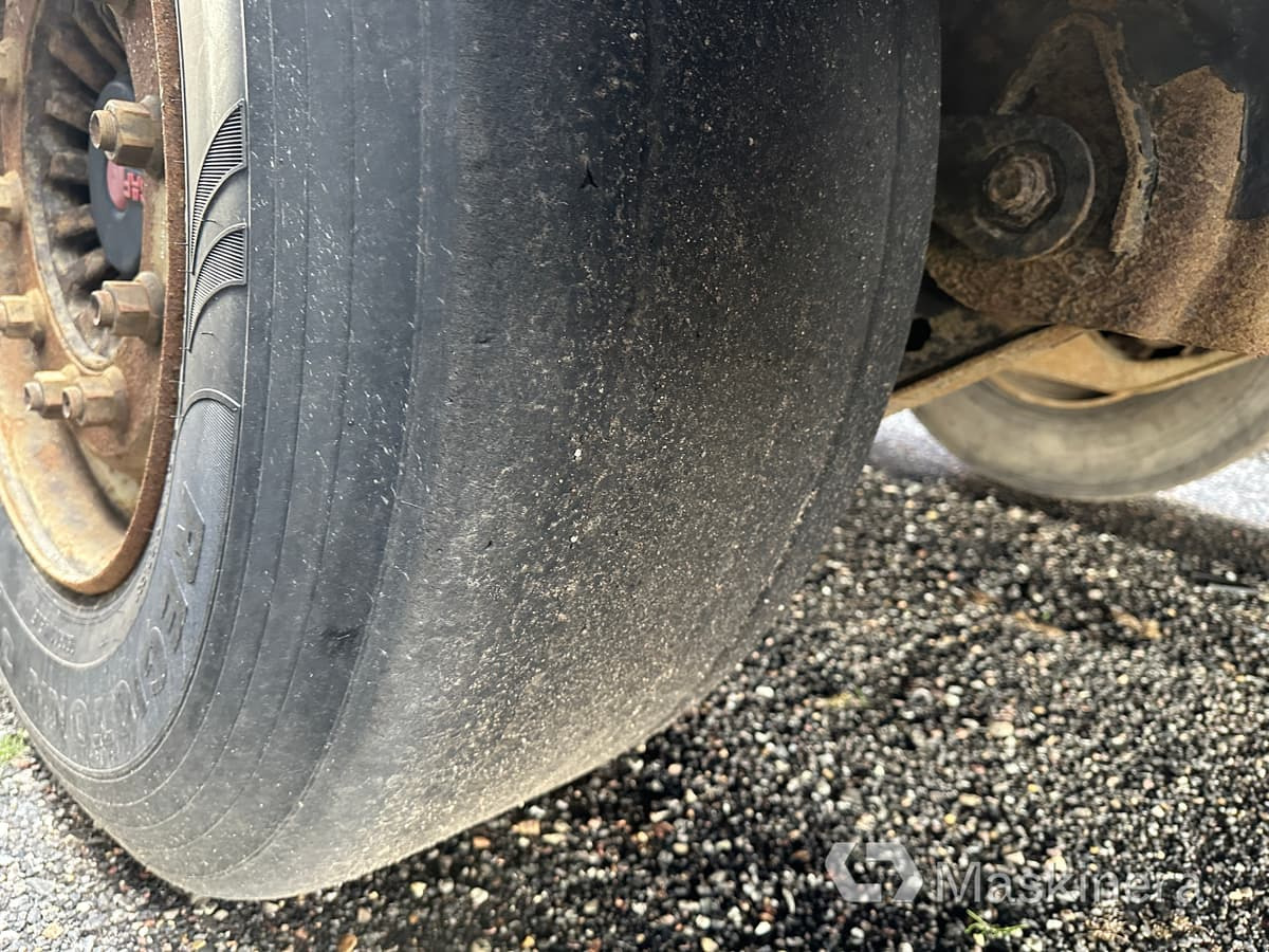 Semiremorcă prelată Krone SD Kapelltrailer Krone: Foto 16 Semiremorcă prelată Krone SD Kapelltrailer Krone: Foto 16