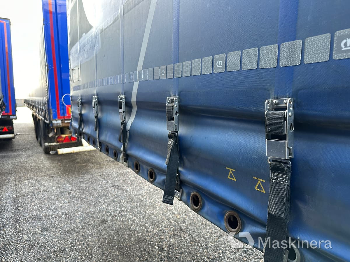 Semiremorcă prelată Krone SD Kapelltrailer Krone: Foto 47 Semiremorcă prelată Krone SD Kapelltrailer Krone: Foto 47