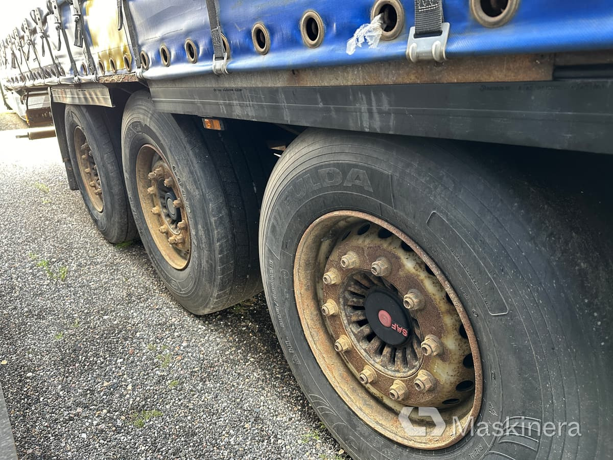 Semiremorcă prelată Krone SD Kapelltrailer Krone: Foto 15 Semiremorcă prelată Krone SD Kapelltrailer Krone: Foto 15