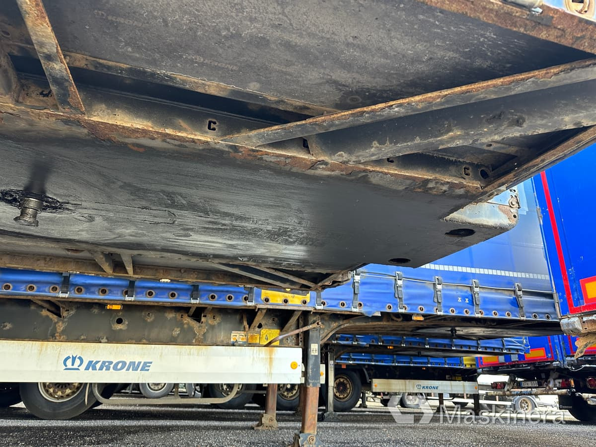 Semiremorcă prelată Krone SD Kapelltrailer Krone: Foto 9 Semiremorcă prelată Krone SD Kapelltrailer Krone: Foto 9