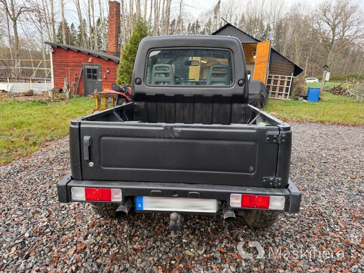 Autoutilitară compactă Pickup Suzuki Samurai 1.9TD 4WD: Foto 6 Autoutilitară compactă Pickup Suzuki Samurai 1.9TD 4WD: Foto 6